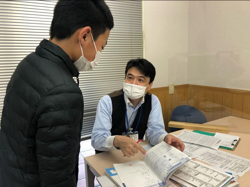 Instagram「見中テスト前、学校ワークはどうかな？」