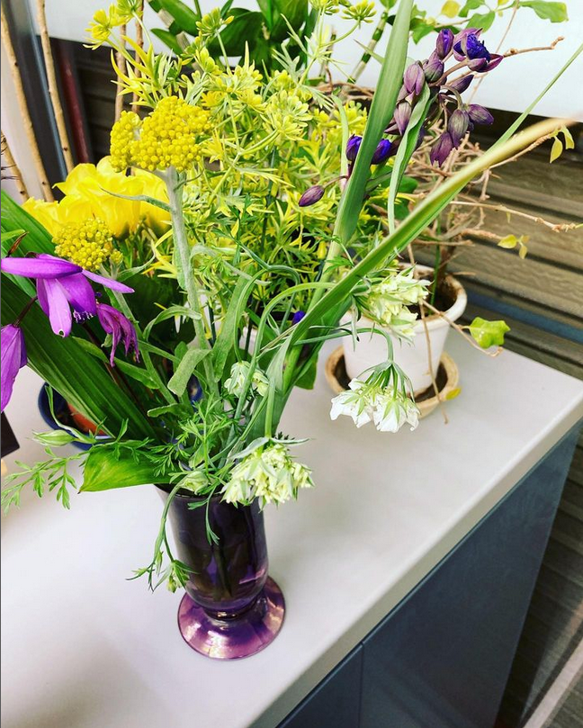 Instagram「季節の花」